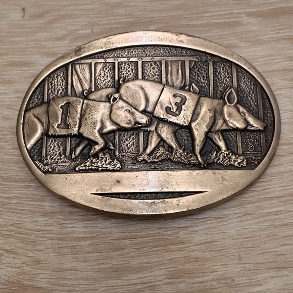 Award Design Medals 1st Edition Pig Racing Pure Brass VTG Belt Buckle - Picture 1 of 6